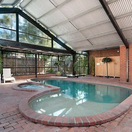 Comfort Hotel Dandenong 